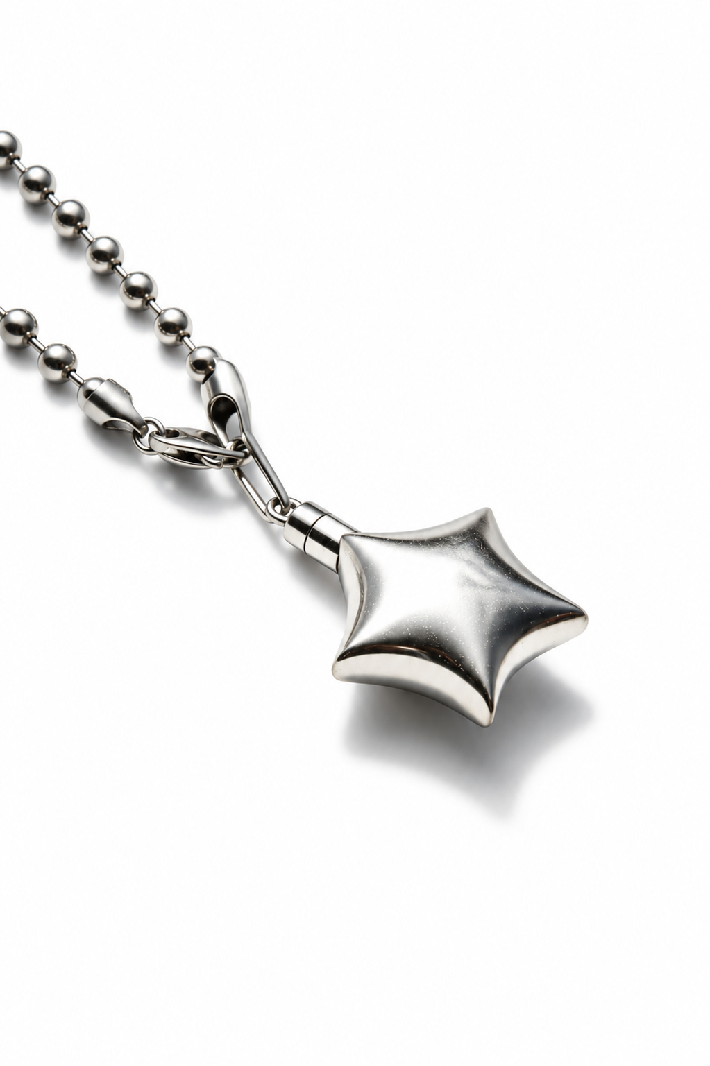 Puffed Star Necklace II