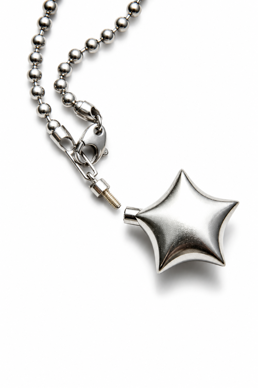 Puffed Star Necklace II